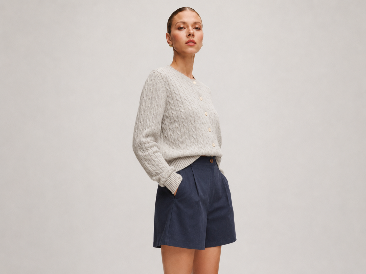 Shorts in Deep Navy Linen Marina Blanche