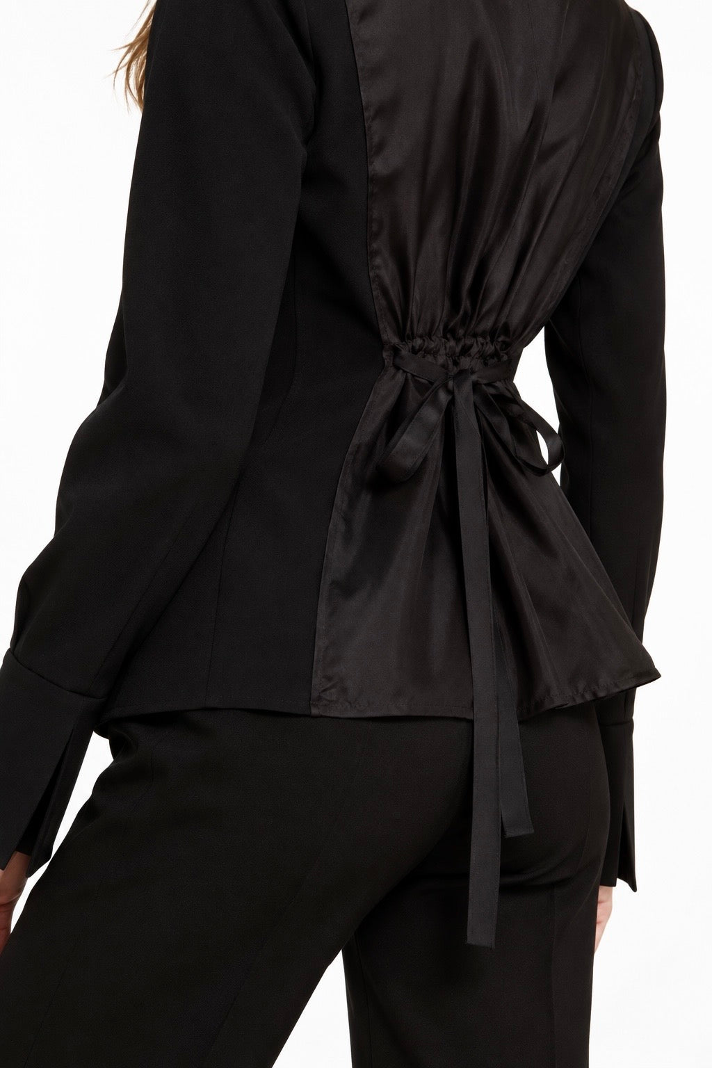 Opéra Tie-Neck Blouse in Silk Marina Blanche