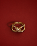 Knot Crystal Ring Marina Blanche