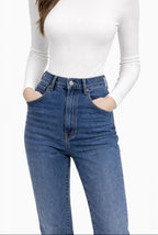 Colette Casein High-Neck Le Début